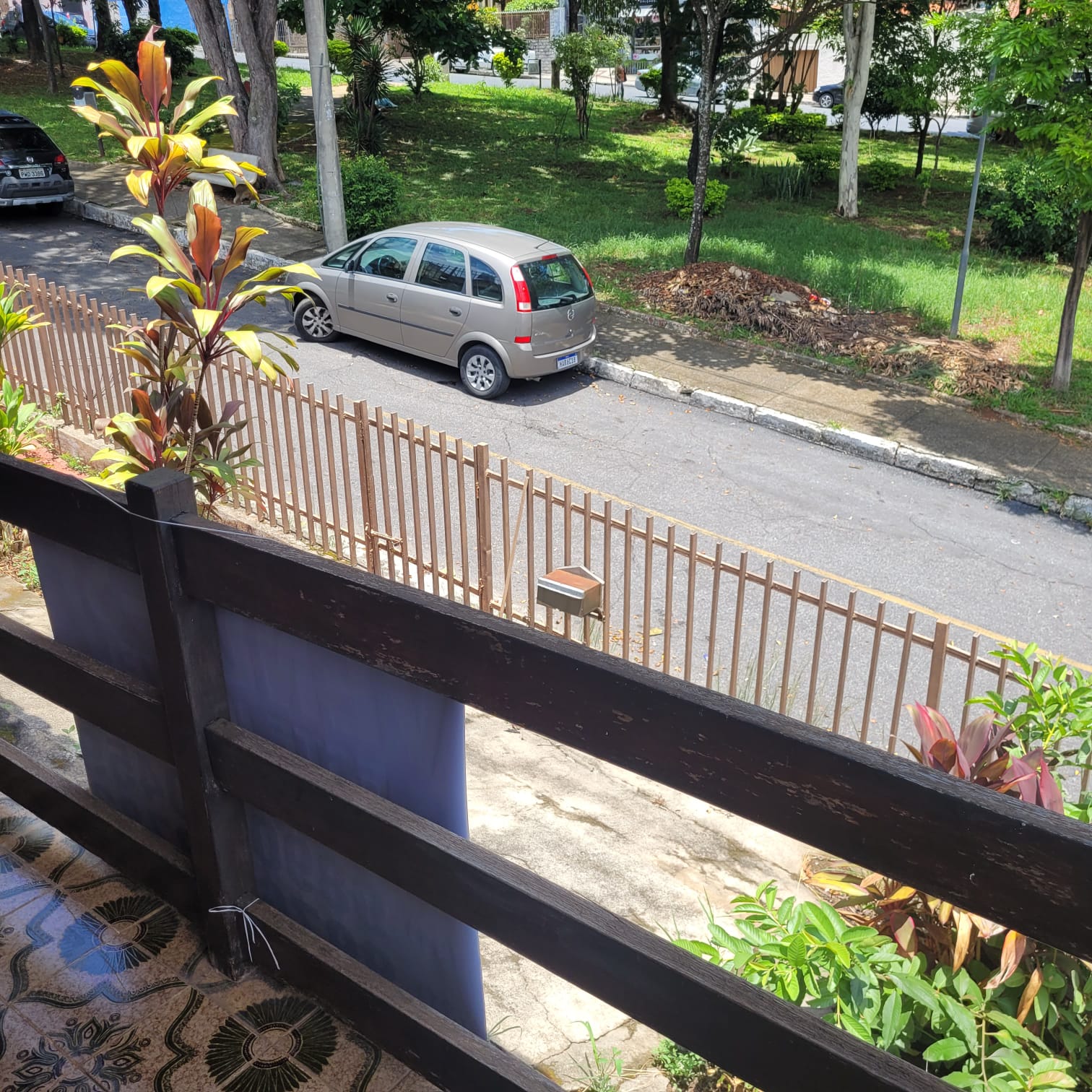 Casa à venda com 3 quartos, 240m² - Foto 3