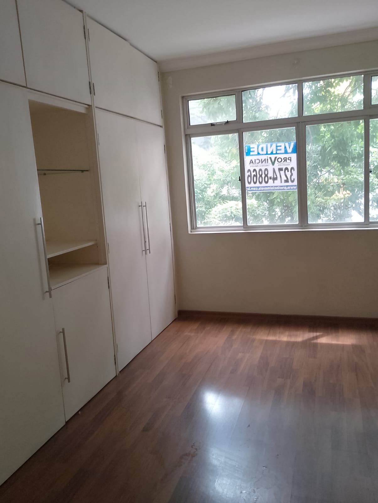 Apartamento à venda com 4 quartos, 220m² - Foto 11