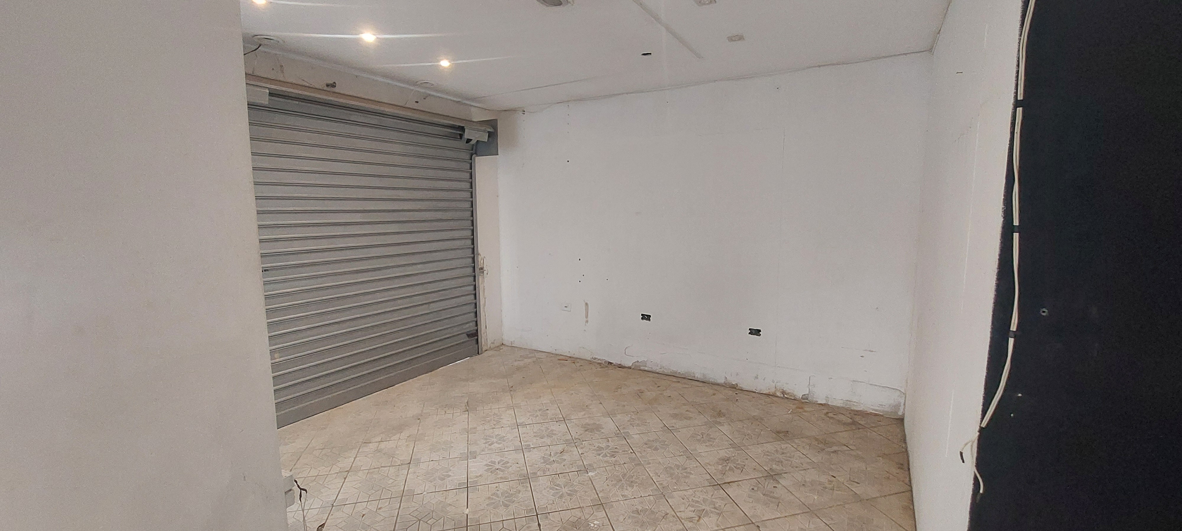 Loja-Salão para alugar, 105m² - Foto 2