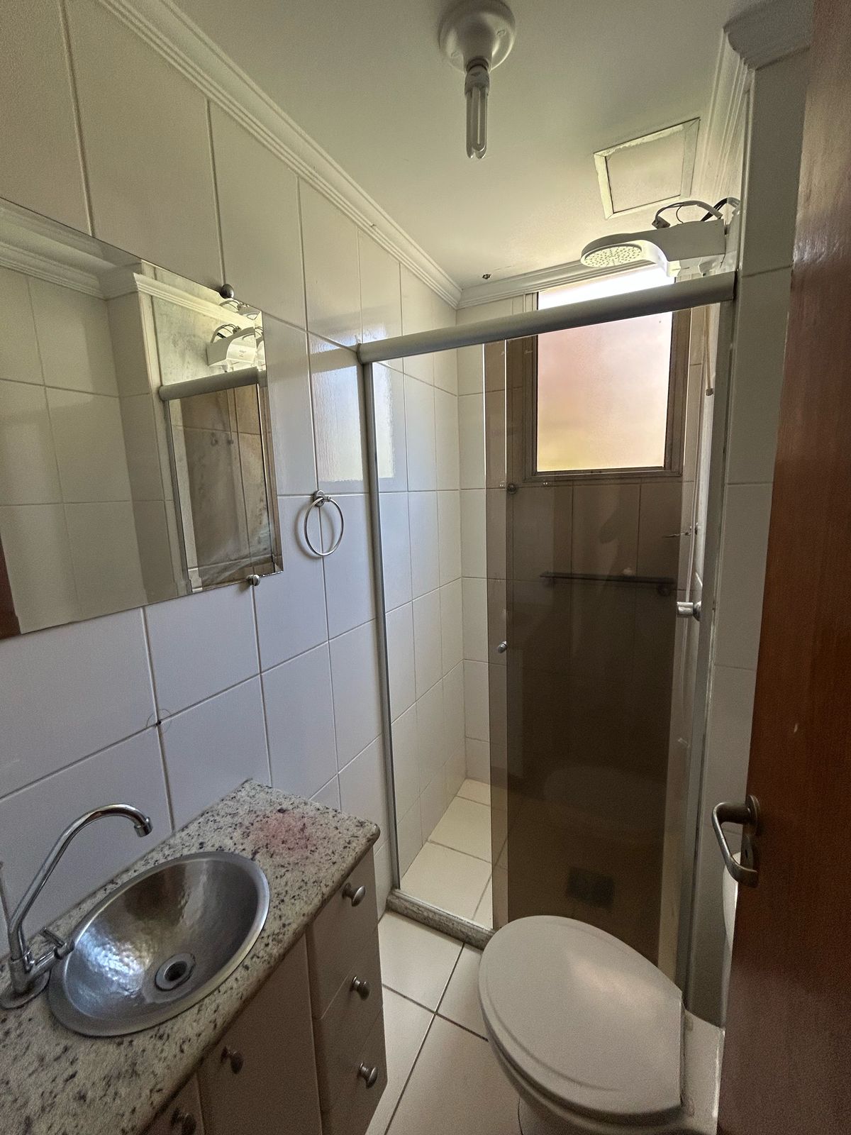 Apartamento para alugar com 2 quartos, 81m² - Foto 12