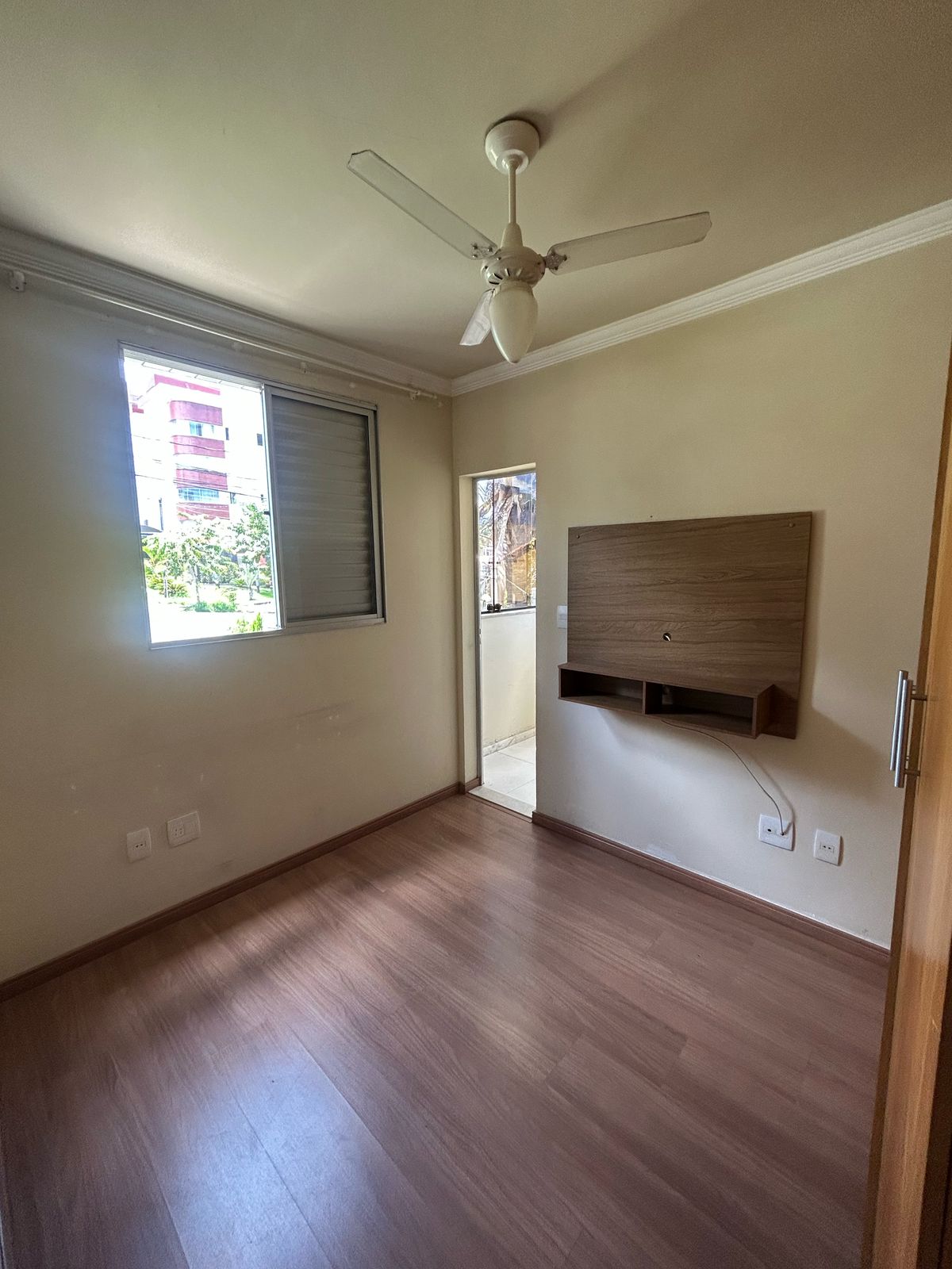 Apartamento para alugar com 2 quartos, 81m² - Foto 9