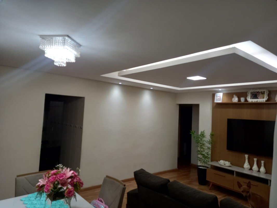 Apartamento à venda com 3 quartos, 80m² - Foto 5