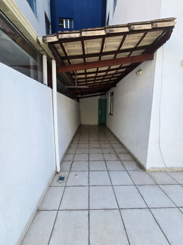 Apartamento para alugar com 3 quartos, 110m² - Foto 10
