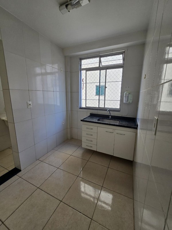 Apartamento para alugar com 3 quartos, 110m² - Foto 8