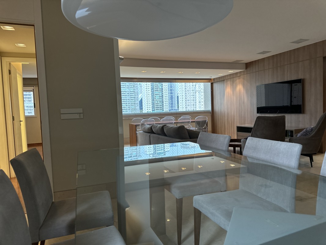 Apartamento para alugar com 2 quartos, 102m² - Foto 8