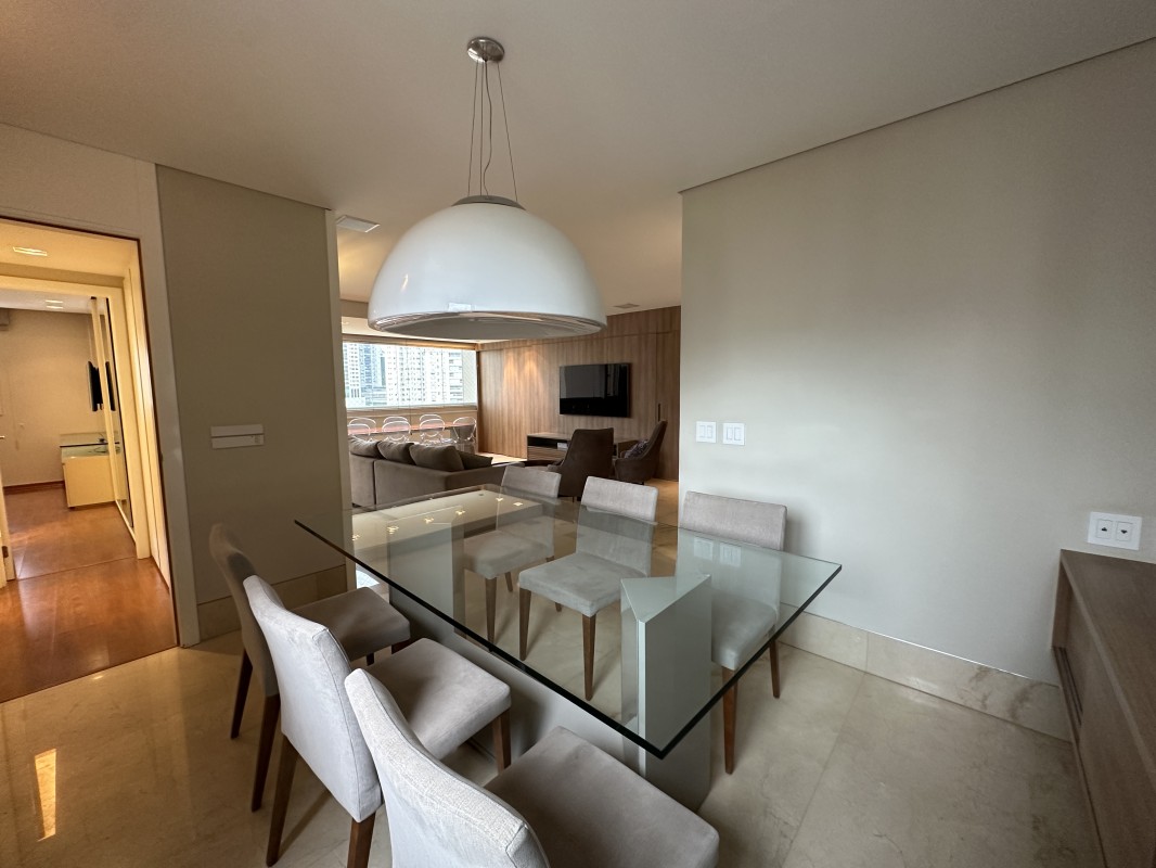Apartamento para alugar com 2 quartos, 102m² - Foto 9