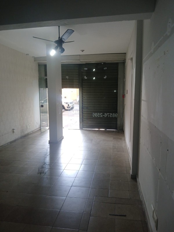 Loja-Salão para alugar, 57m² - Foto 1