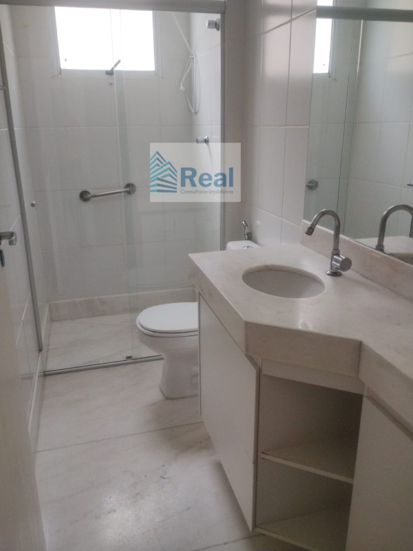 Apartamento para alugar com 3 quartos, 100m² - Foto 2