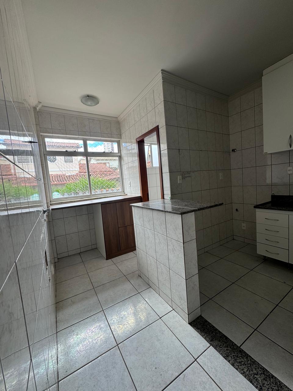 Apartamento para alugar com 3 quartos, 90m² - Foto 9