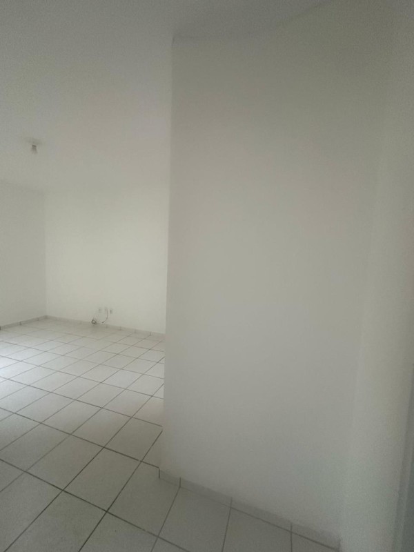 Apartamento à venda com 2 quartos, 47m² - Foto 3