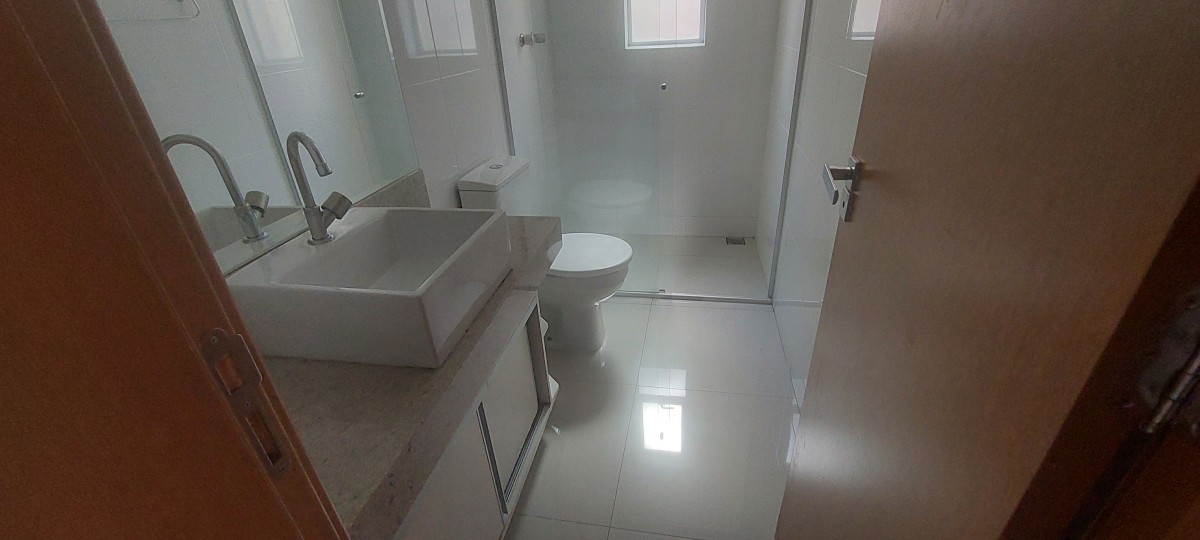 Apartamento para alugar com 4 quartos, 136m² - Foto 16
