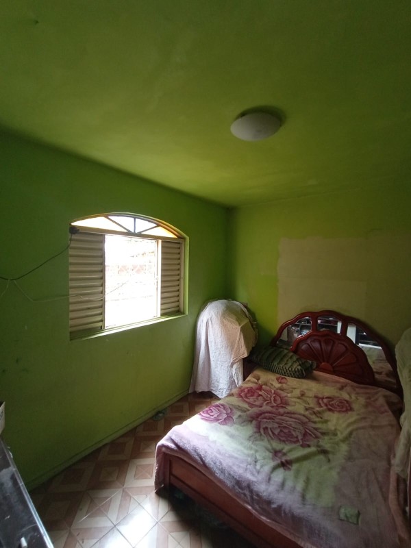 Casa à venda com 3 quartos, 258m² - Foto 12