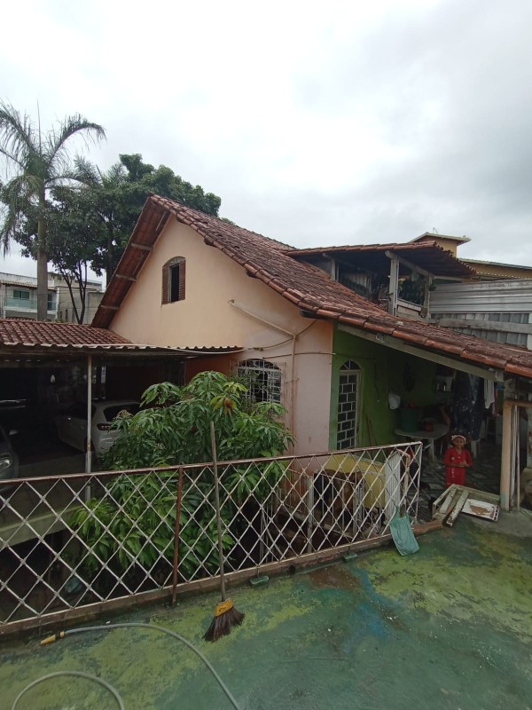 Casa à venda com 3 quartos, 258m² - Foto 16