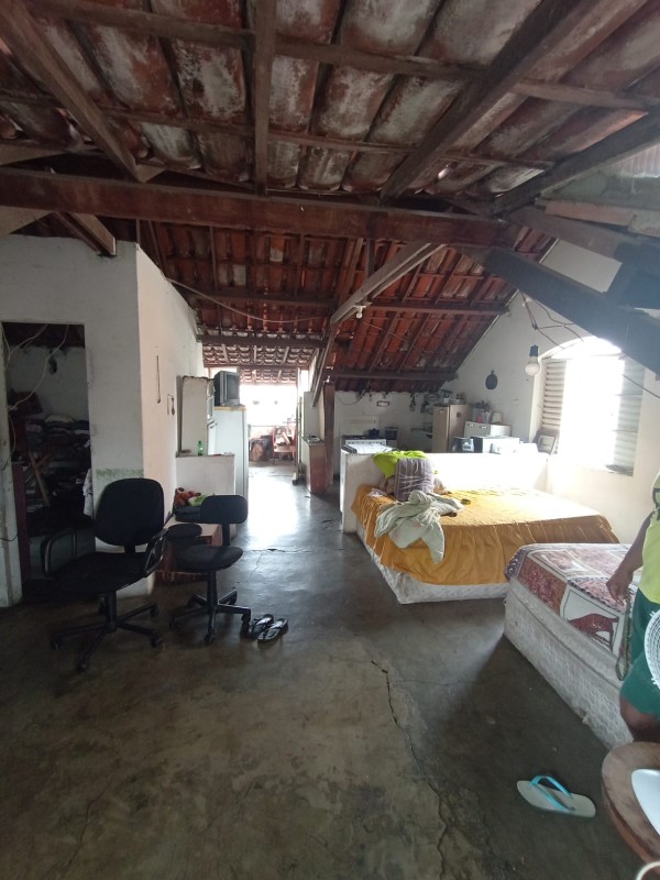 Casa à venda com 3 quartos, 258m² - Foto 24
