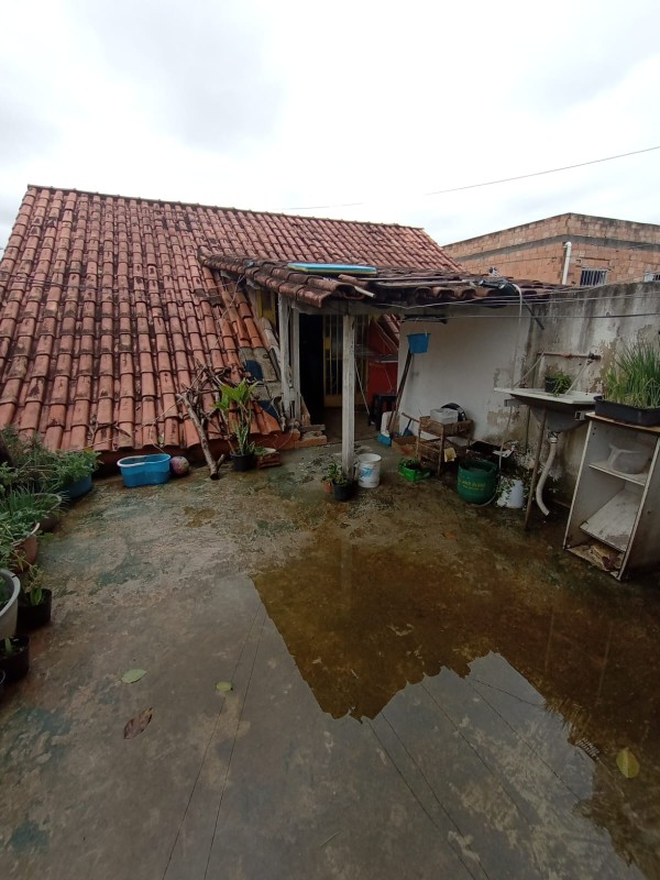 Casa à venda com 3 quartos, 258m² - Foto 18