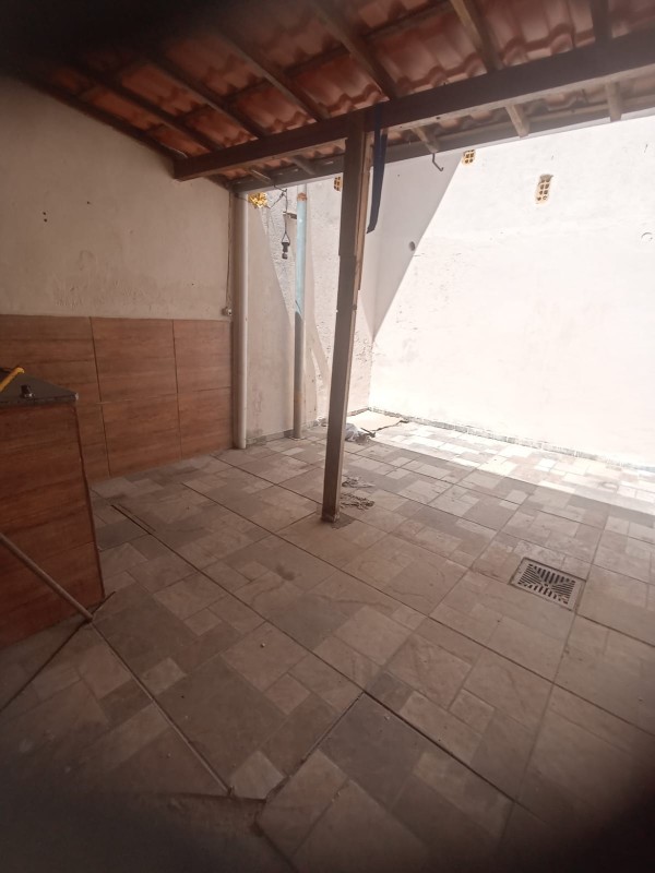 Casa para alugar com 2 quartos, 60m² - Foto 21