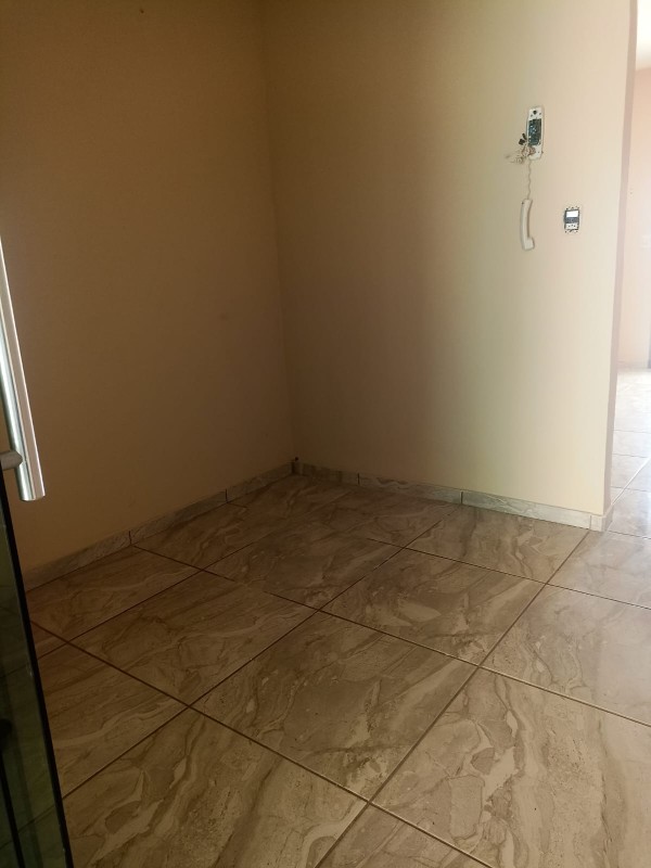 Casa para alugar com 2 quartos, 60m² - Foto 10