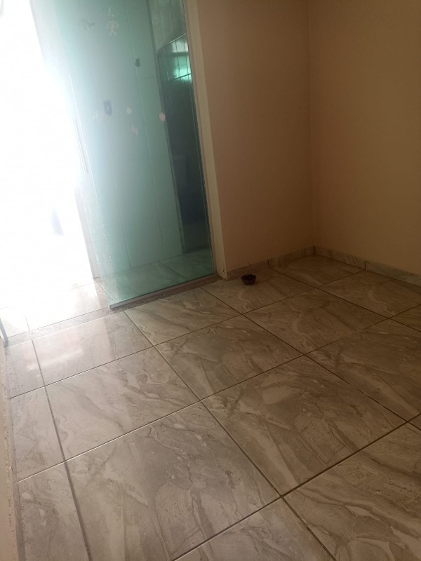 Casa para alugar com 2 quartos, 60m² - Foto 13