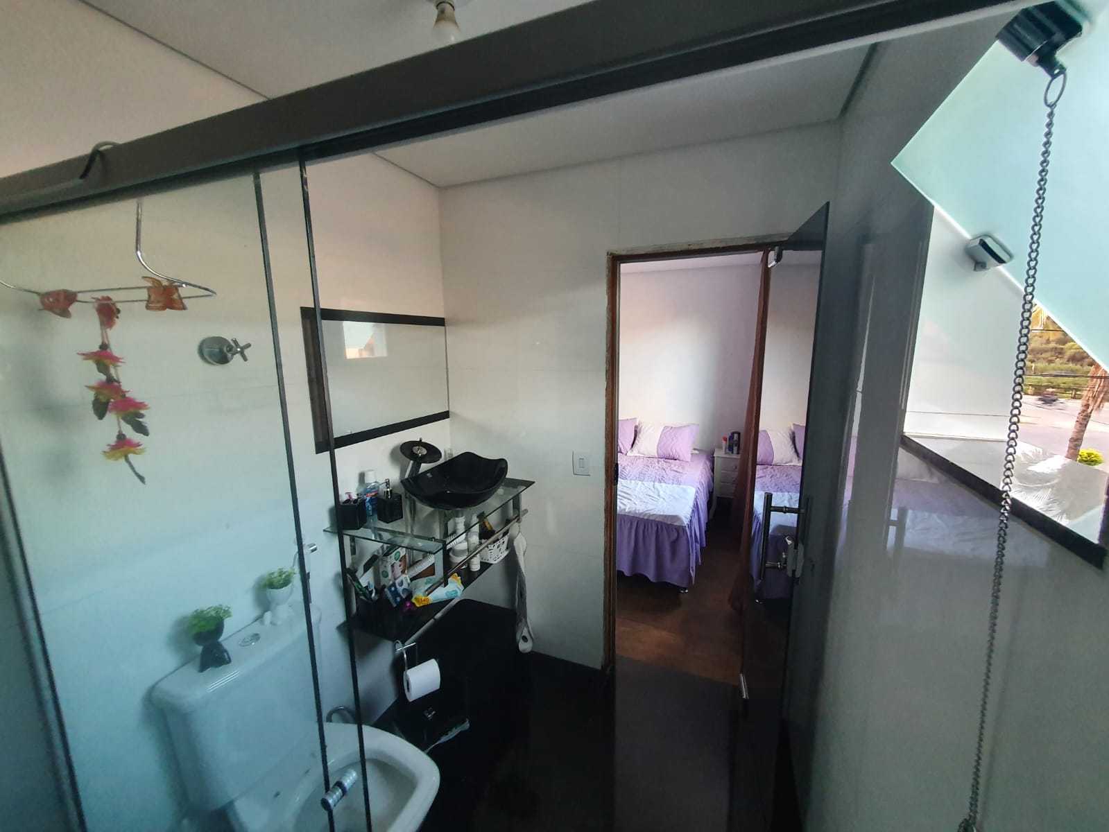 Casa para alugar com 4 quartos, 180m² - Foto 15