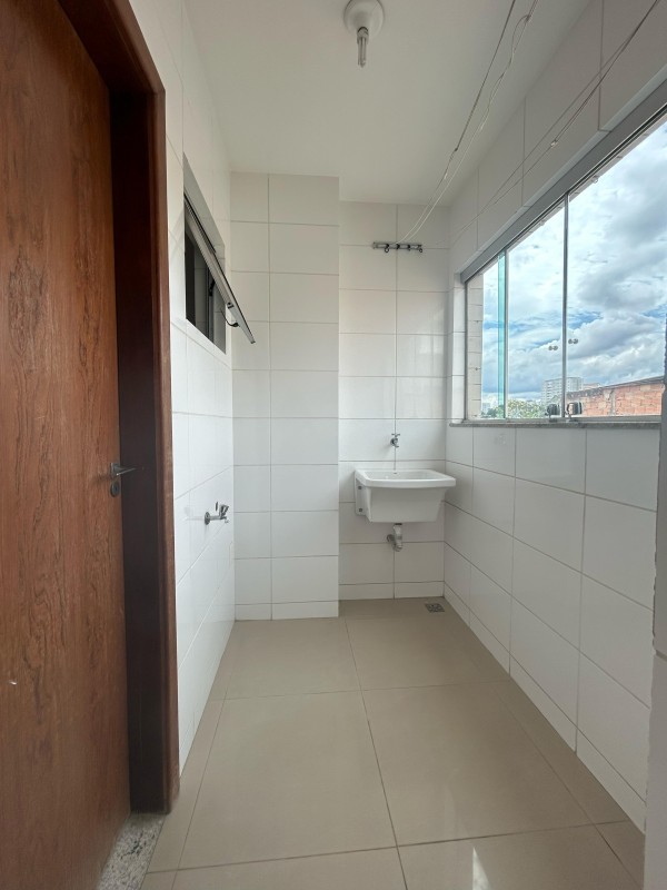Apartamento à venda com 2 quartos, 77m² - Foto 8