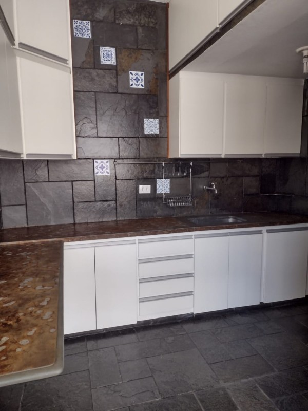 Apartamento para alugar com 3 quartos, 110m² - Foto 17