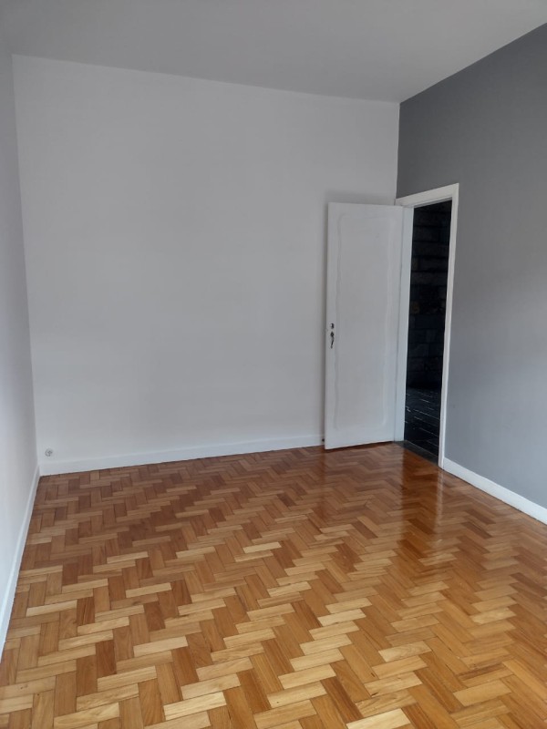 Apartamento para alugar com 3 quartos, 110m² - Foto 24
