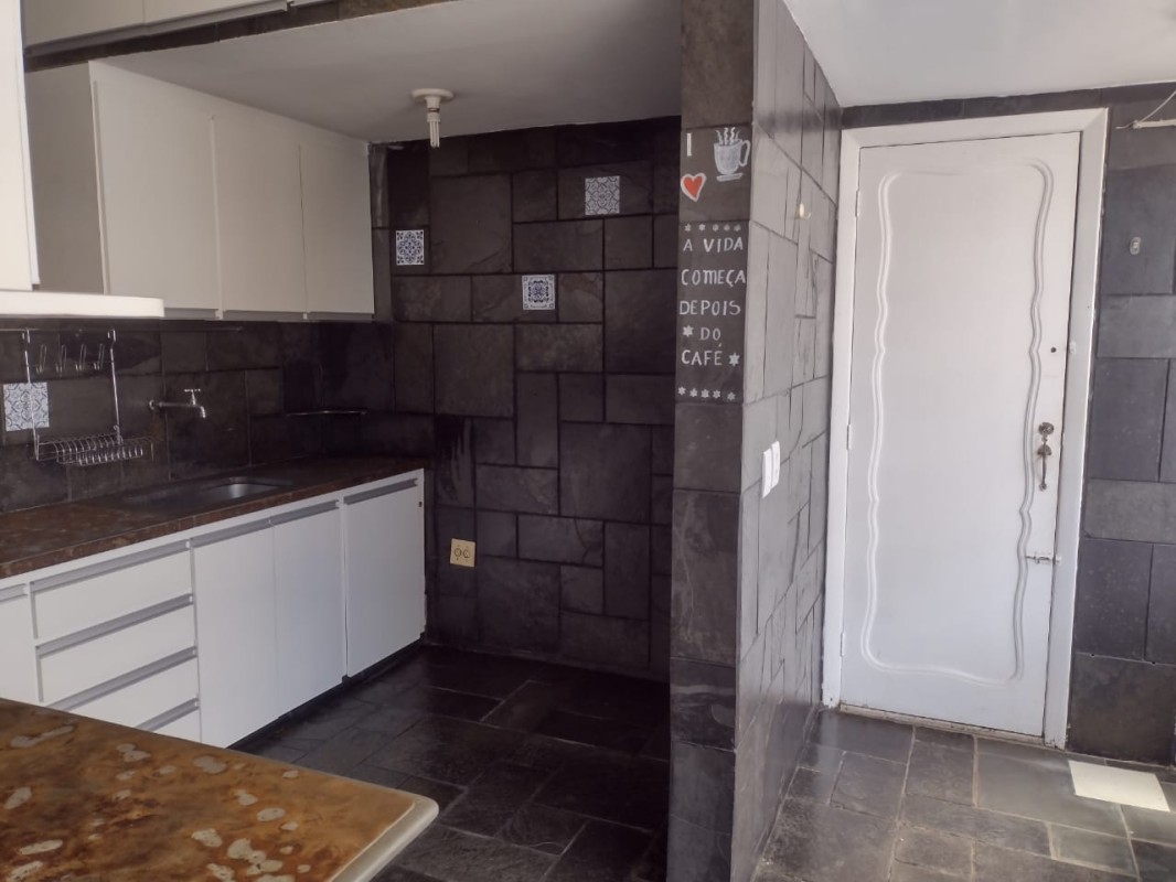 Apartamento para alugar com 3 quartos, 110m² - Foto 16