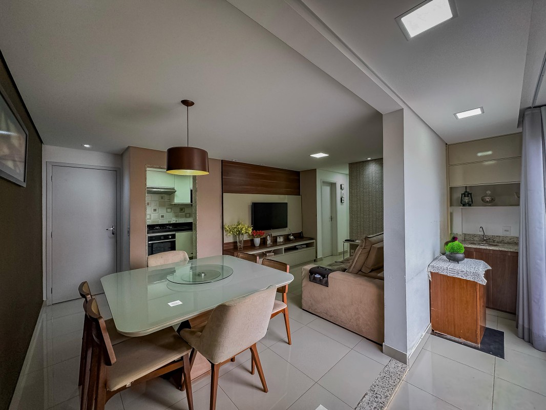 Apartamento à venda com 3 quartos, 74m² - Foto 2