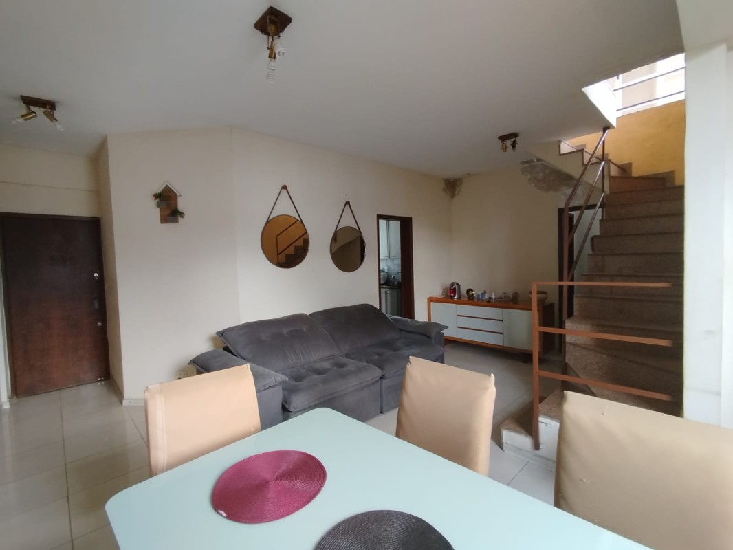Cobertura à venda com 6 quartos, 89m² - Foto 1