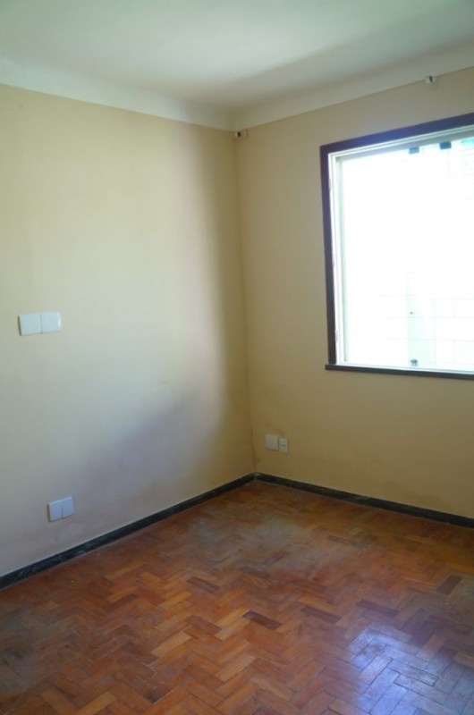 Casa para alugar com 3 quartos, 300m² - Foto 14