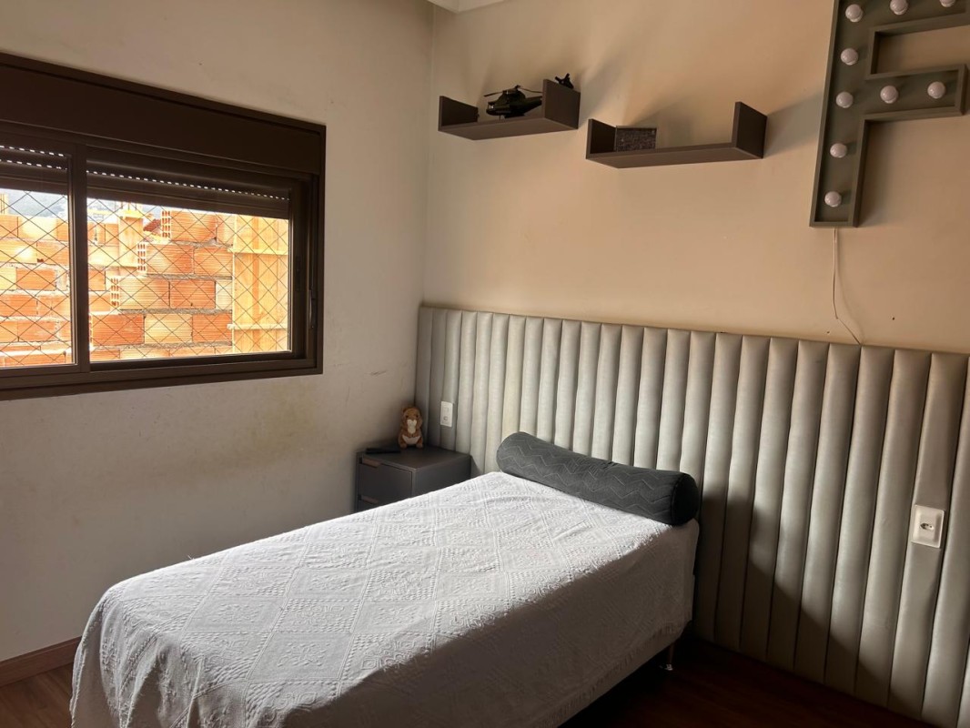 Casa à venda com 4 quartos, 280m² - Foto 5