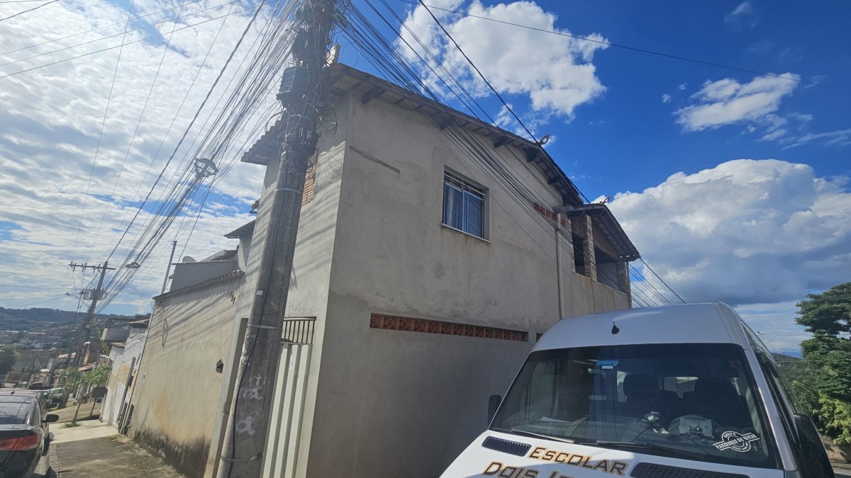 Casa à venda com 4 quartos, 300m² - Foto 20