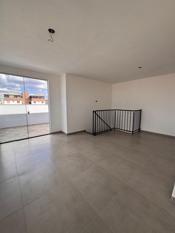 Cobertura à venda com 2 quartos, 110m² - Foto 12