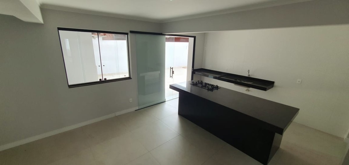 Casa à venda com 3 quartos, 280m² - Foto 7