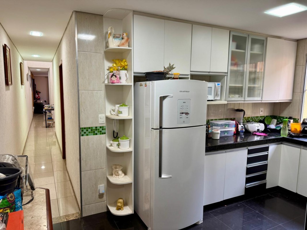 Casa à venda com 3 quartos, 109m² - Foto 12