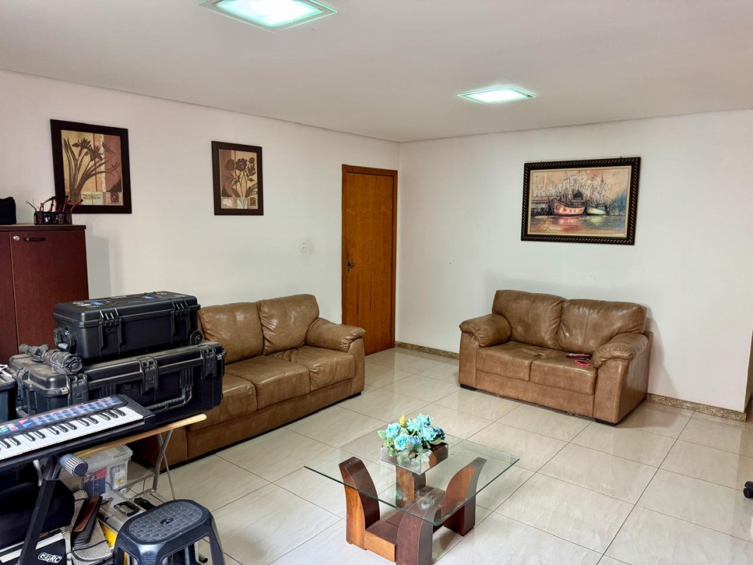 Casa à venda com 3 quartos, 109m² - Foto 6