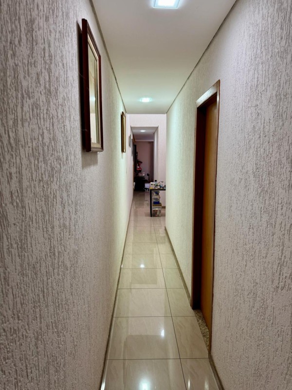 Casa à venda com 3 quartos, 109m² - Foto 11