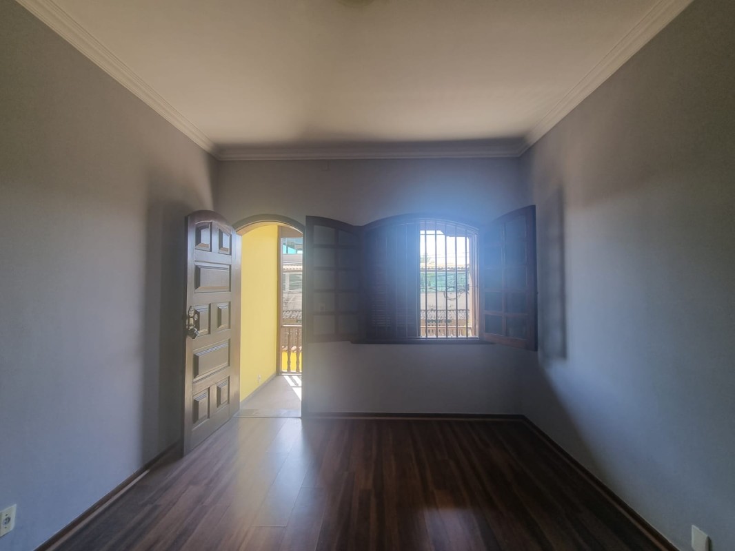 Casa para alugar com 4 quartos, 184m² - Foto 15