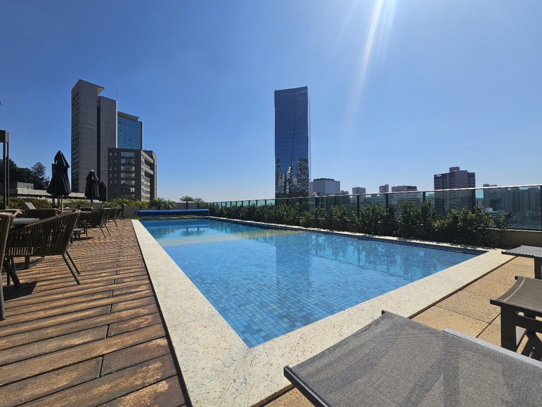 Apartamento para alugar com 1 quarto, 55m² - Foto 12
