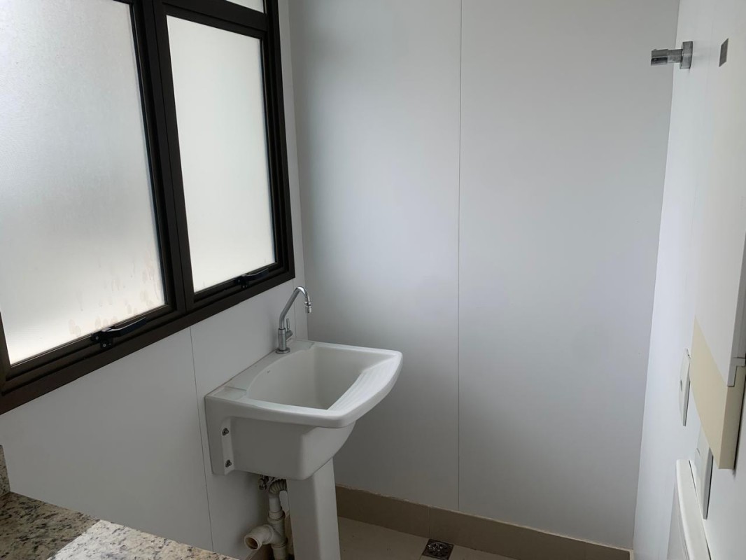 Apartamento para alugar com 1 quarto, 55m² - Foto 11