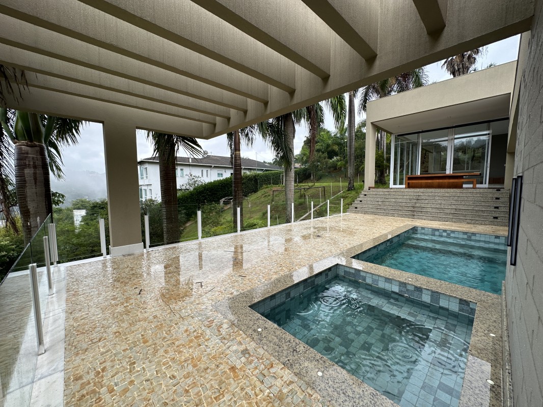 Casa de Condomínio para alugar com 3 quartos, 434m² - Foto 9