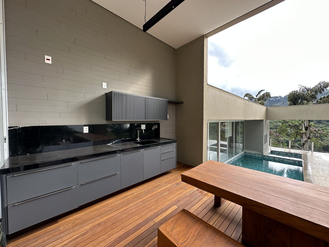 Casa de Condomínio para alugar com 3 quartos, 434m² - Foto 6