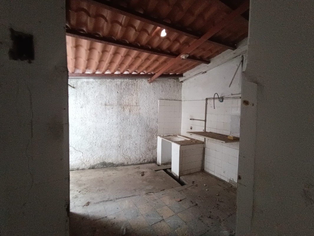 Casa à venda com 1 quarto, 364m² - Foto 3