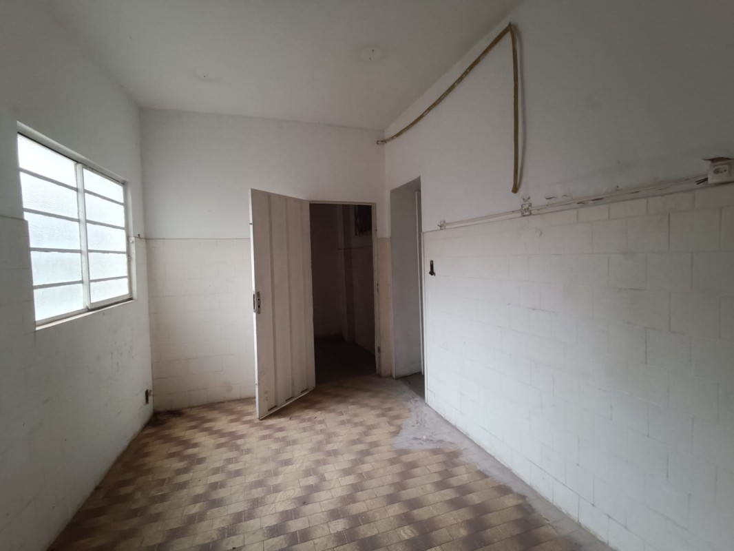 Casa à venda com 1 quarto, 364m² - Foto 8