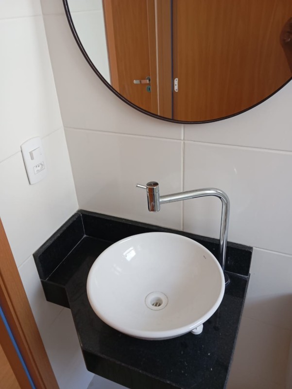Apartamento para alugar com 2 quartos, 50m² - Foto 11