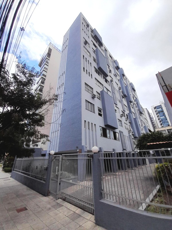 Apartamento à venda com 2 quartos, 78m² - Foto 1