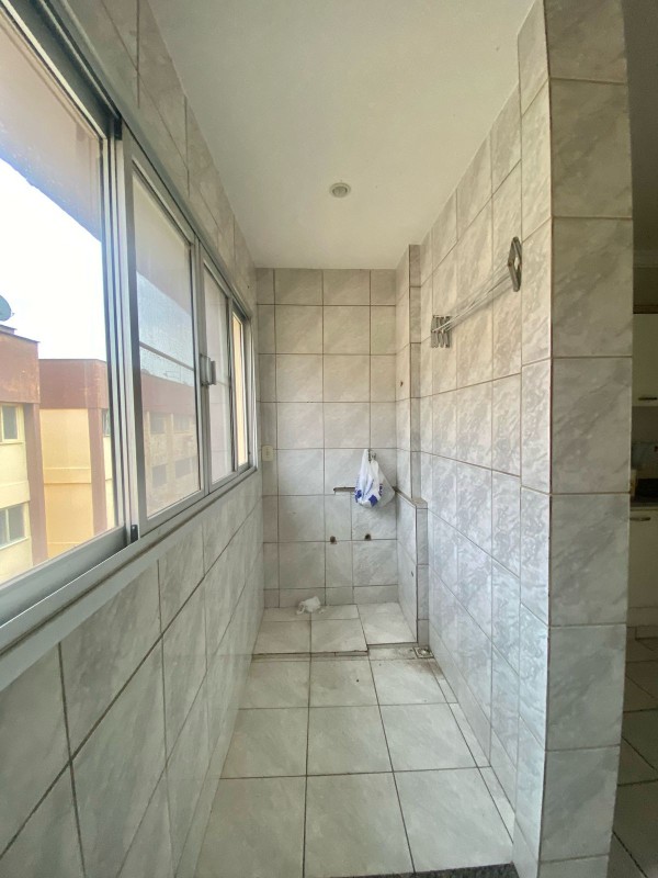 Apartamento para alugar com 2 quartos, 62m² - Foto 5