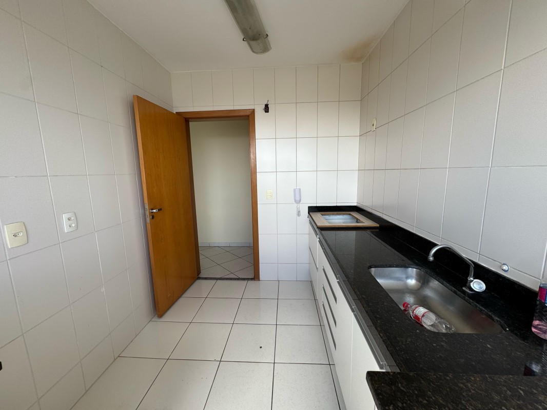 Apartamento para alugar com 2 quartos, 70m² - Foto 10