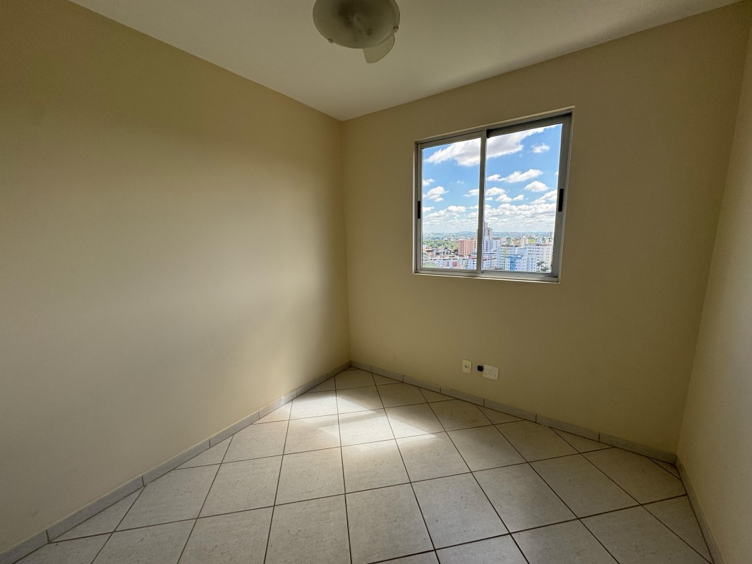 Apartamento para alugar com 2 quartos, 70m² - Foto 5