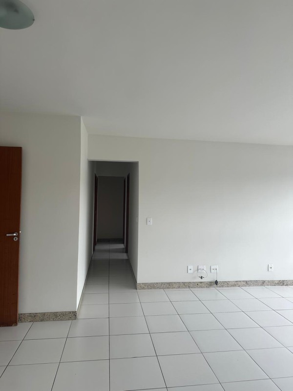 Apartamento para alugar com 3 quartos, 92m² - Foto 4